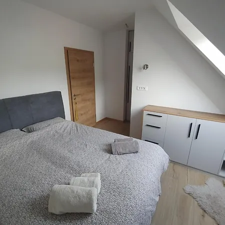 Domacija Blazevc Ziri