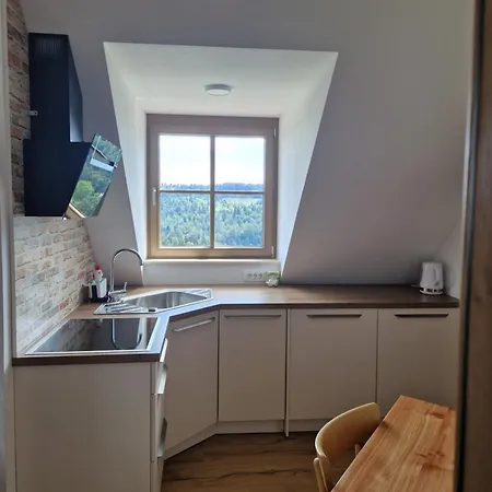 Domacija Blazevc * Ziri